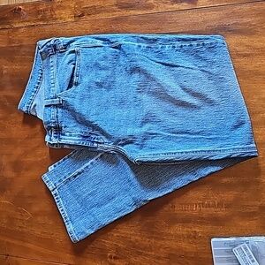 Old Navy Wow mid rise Boyfriend jeans size 14